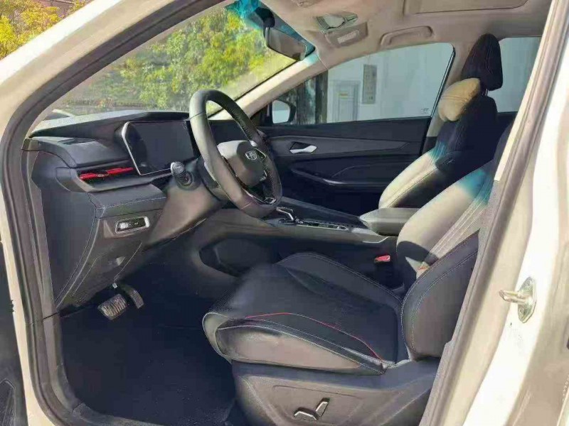 深圳25年吉利缤瑞5