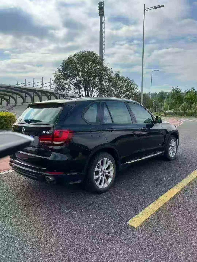 桂林14年宝马X57