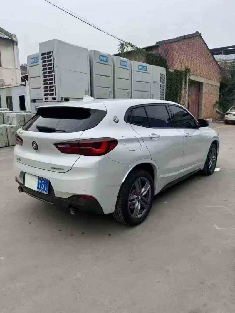 开封23年宝马X28
