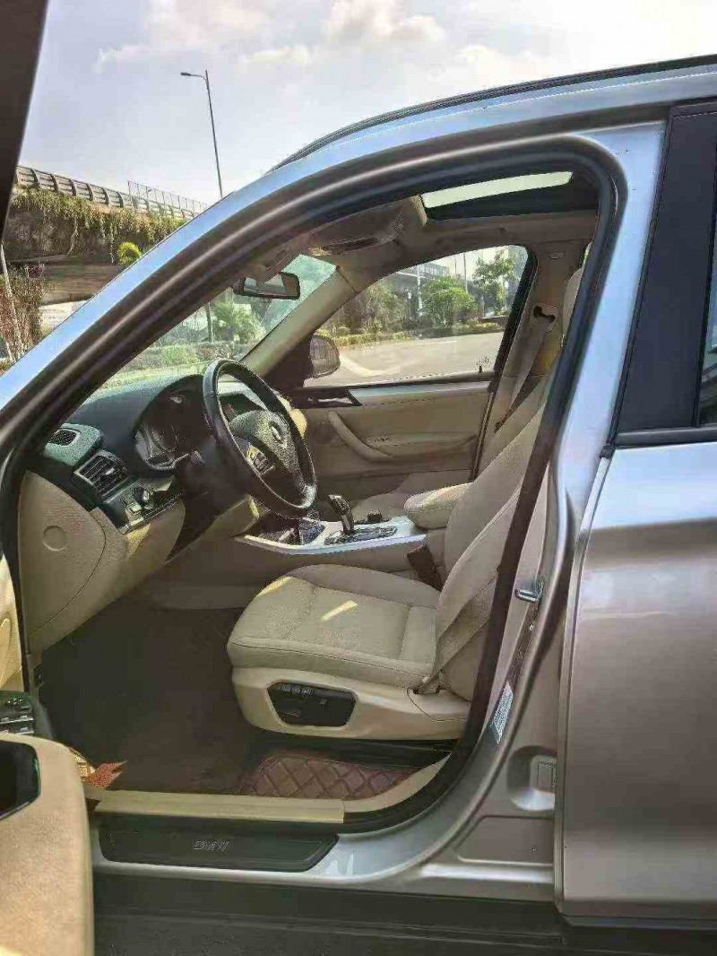 福州16年宝马X35