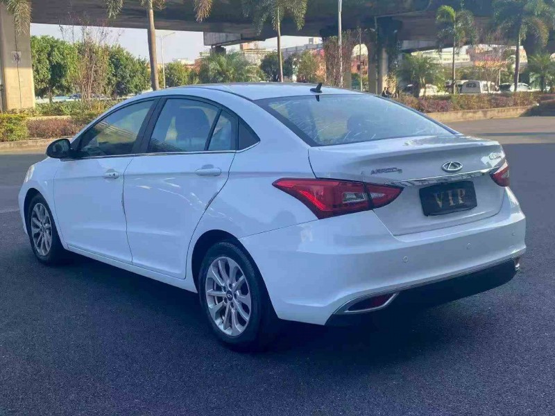 三明19年奇瑞艾瑞泽8