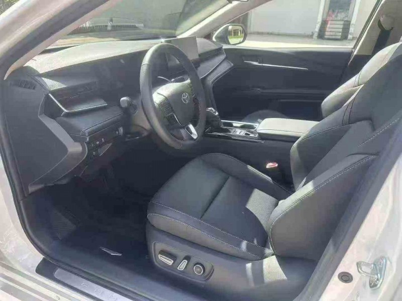 珠海25年丰田凯美瑞5