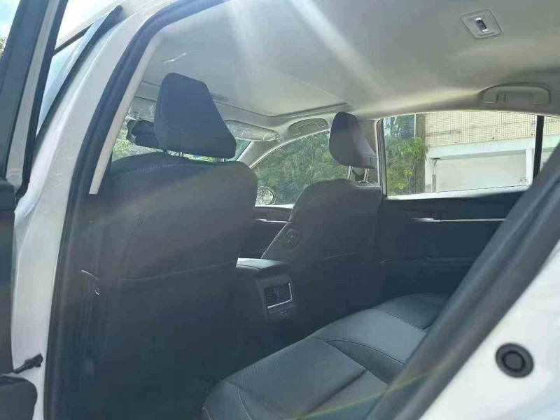 珠海25年丰田凯美瑞6