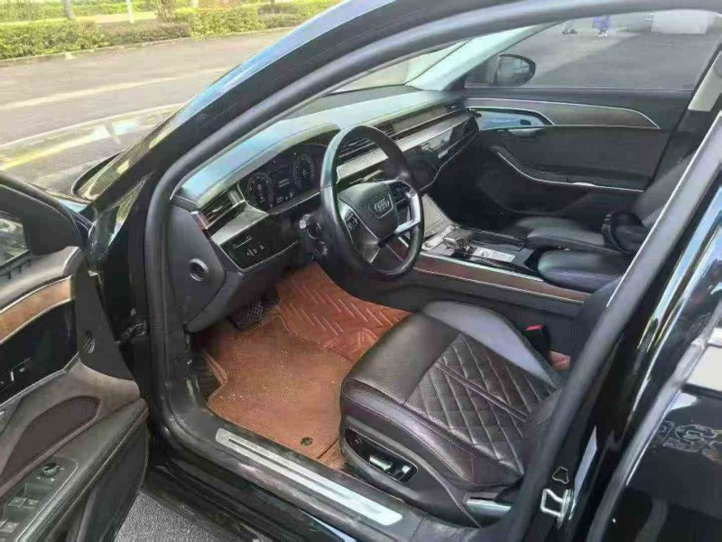 莆田21年奥迪A8L6