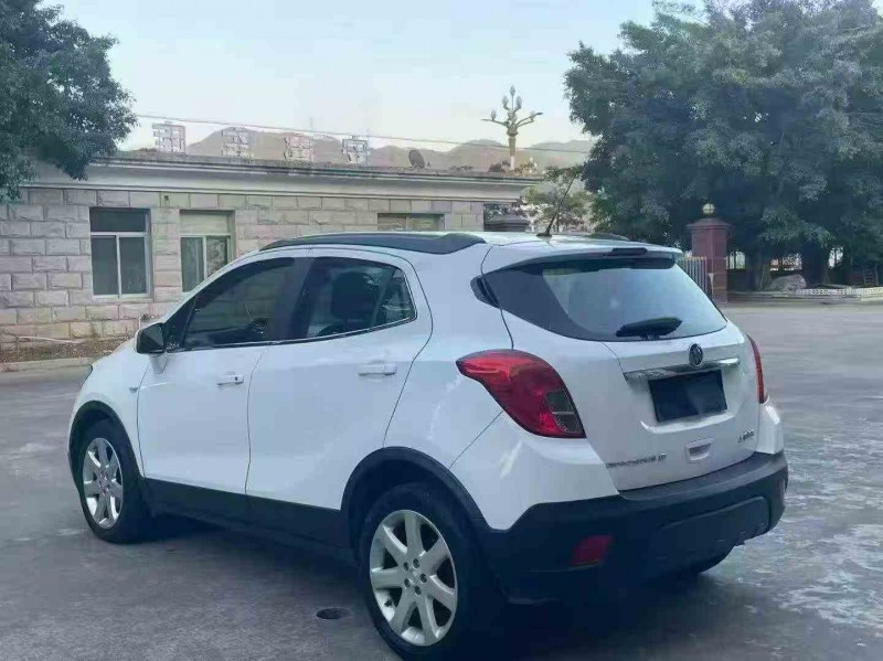 莆田14年别克昂科威8