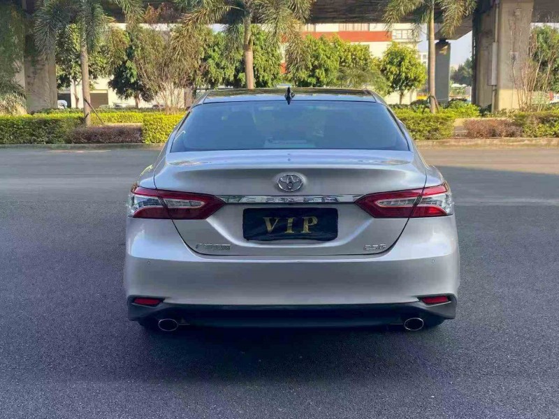 厦门20年丰田凯美瑞9