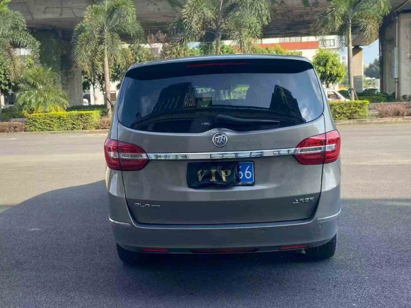 三明17年别克GL89