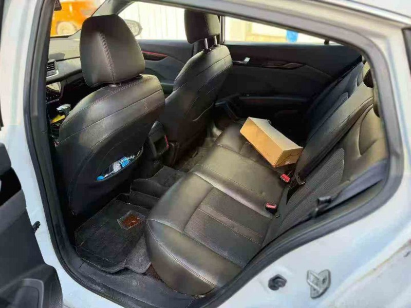 温州22年东风奕炫4