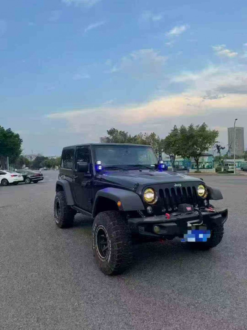 重庆18年Jeep牧马人3