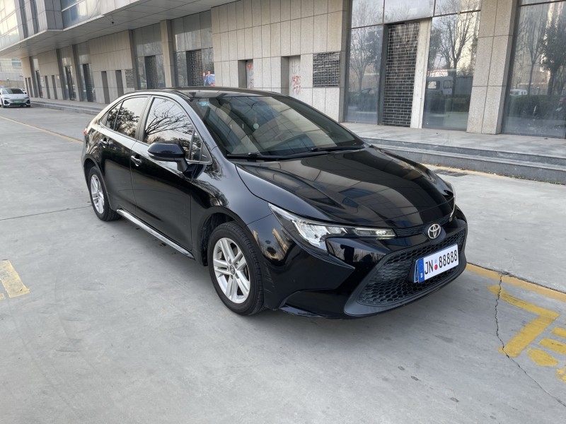 济宁20年丰田雷凌9