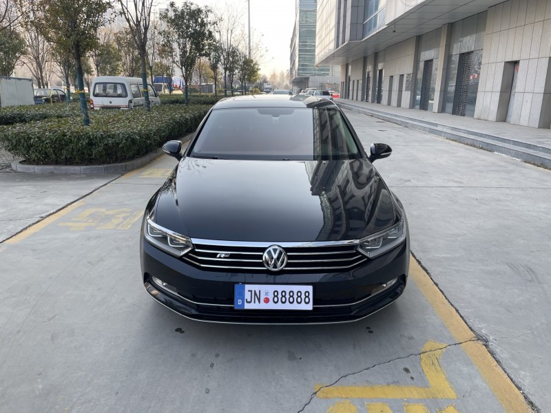 济宁19年大众迈腾1