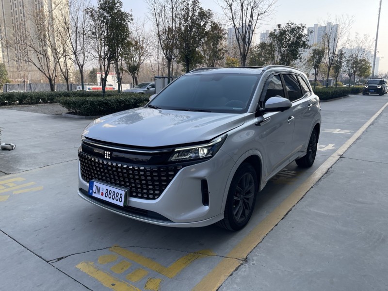 济宁24年东风蓝电E52