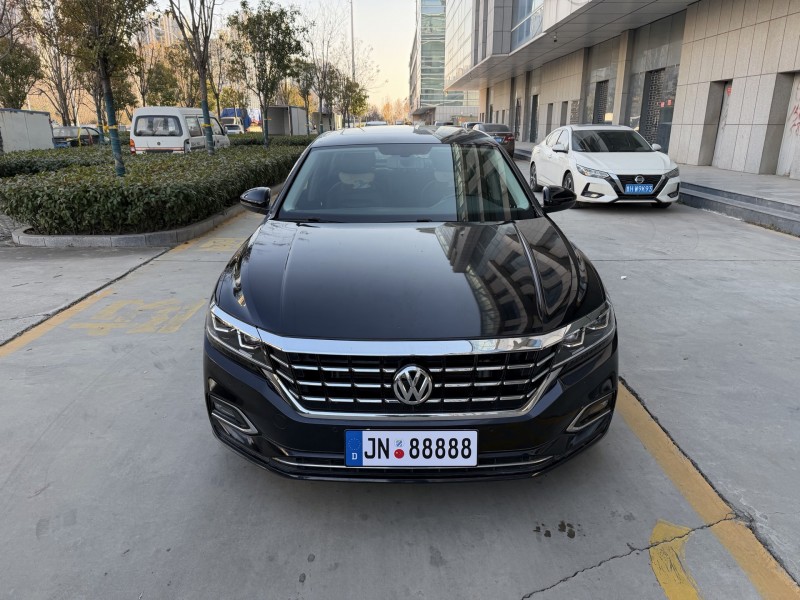 济宁19年大众帕萨特1