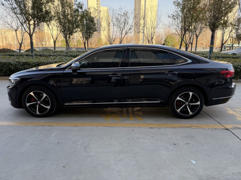 济宁19年大众帕萨特5