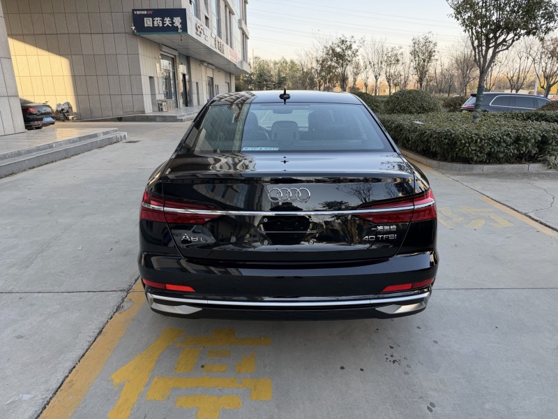 济宁25年奥迪A6L9
