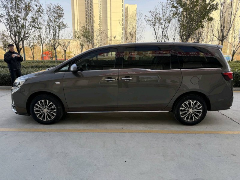 济宁24年别克GL88