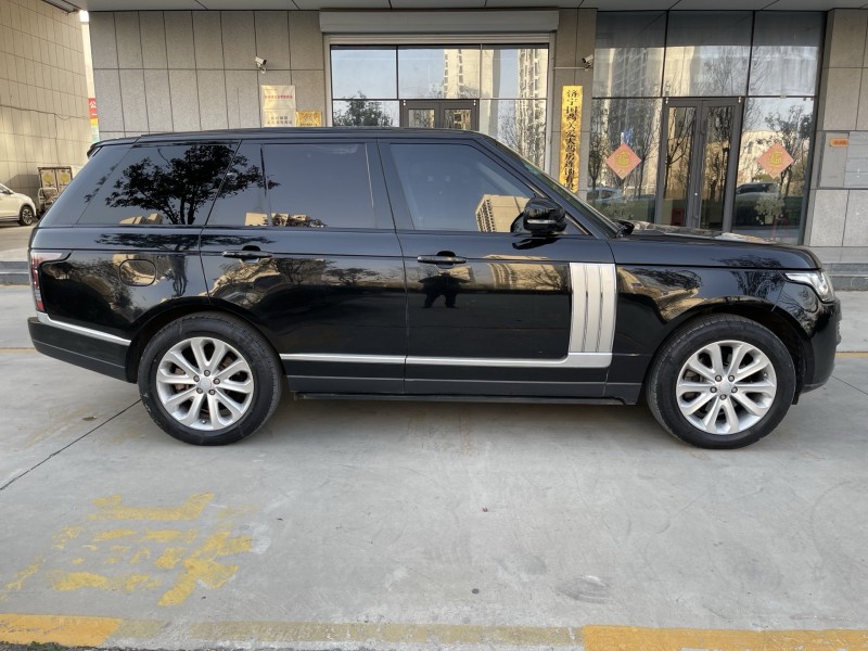 济宁15年路虎揽胜行政7