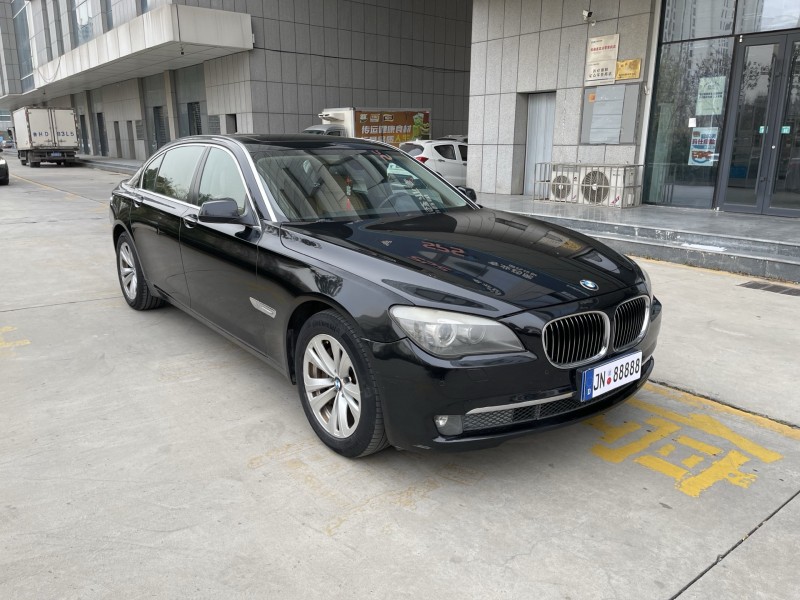 济宁11年宝马7系2