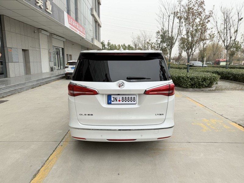 济宁19年别克GL86