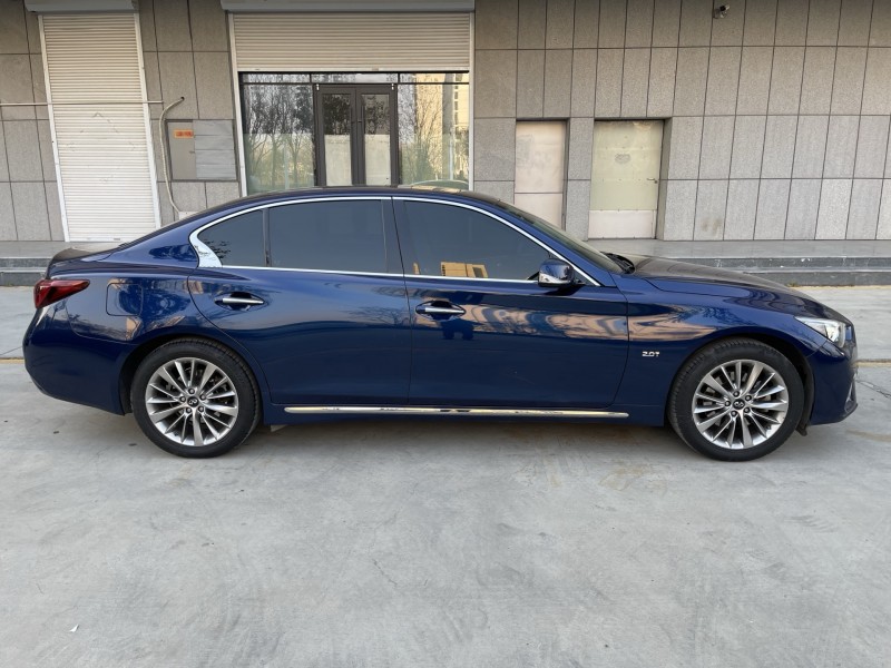 济宁18年英菲尼迪Q50L7