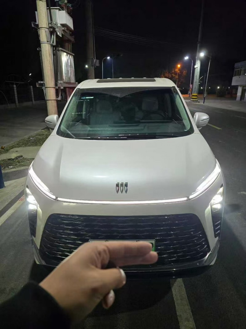 苏州25年别克GL81