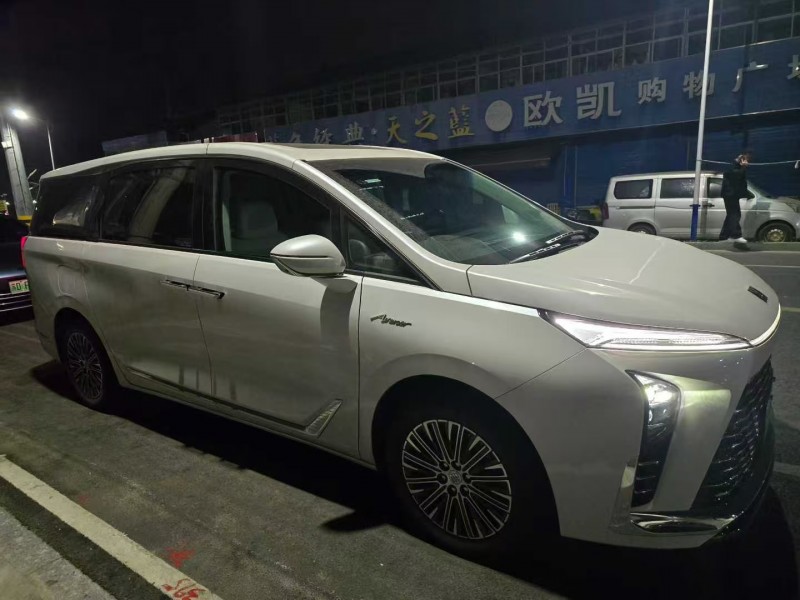 苏州25年别克GL83