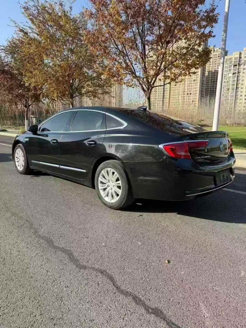 徐州19年别克君越8