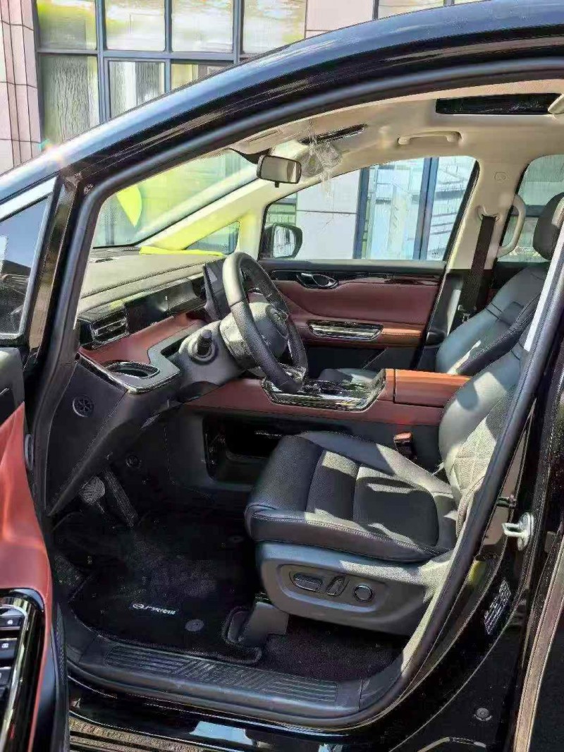 莆田25年传祺E85