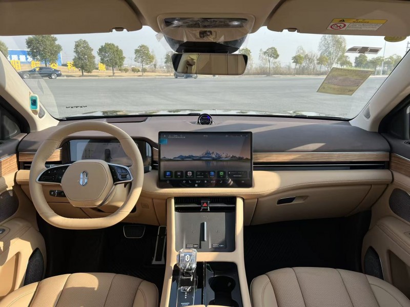 盐城25年华为智选问界6