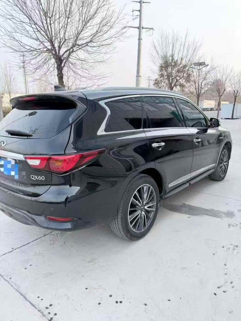 青岛21年英菲尼迪QX607