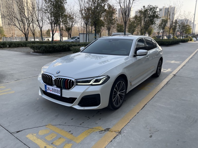 济宁22年宝马5系2