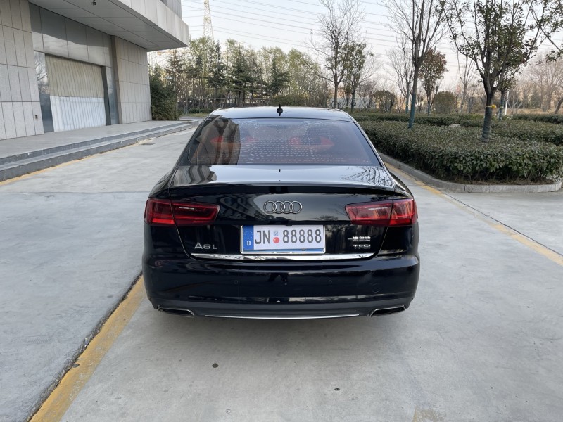 济宁16年奥迪A6L9