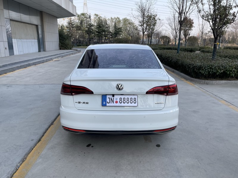 济宁19年大众宝来9