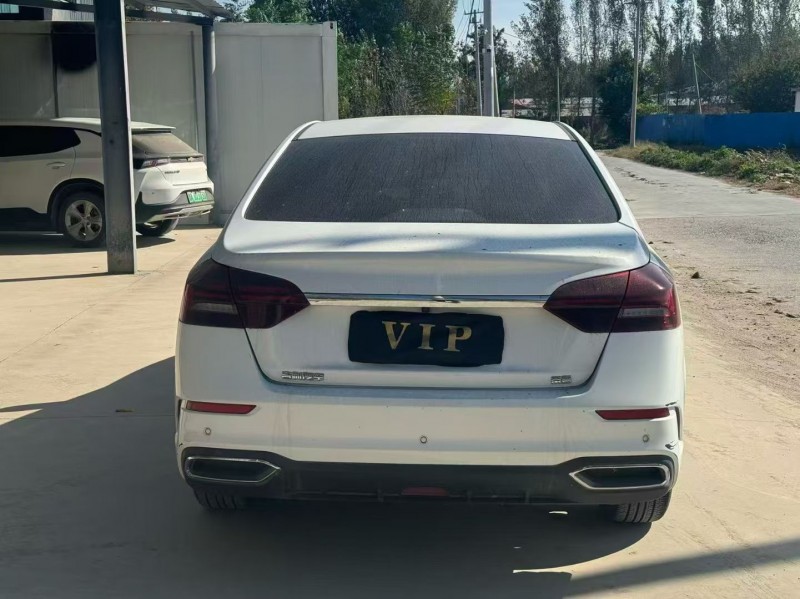 新乡21年吉利帝豪9