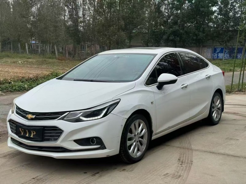 新乡18年雪佛兰科鲁兹2