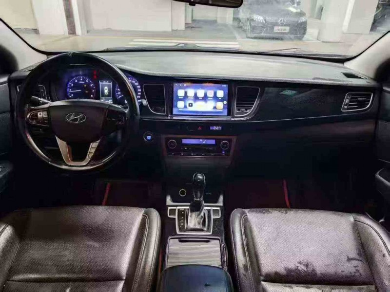 六盘水15年现代名图6