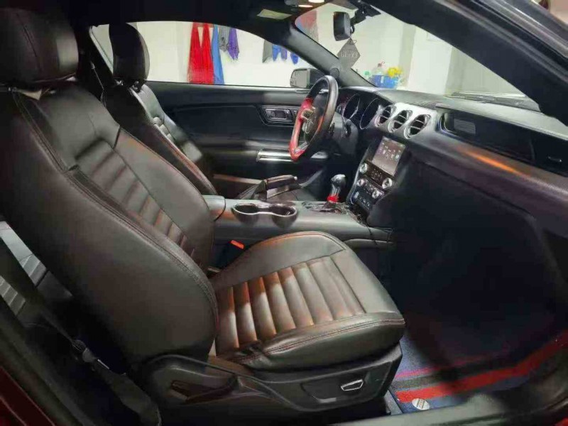 遵义16年福特野马6