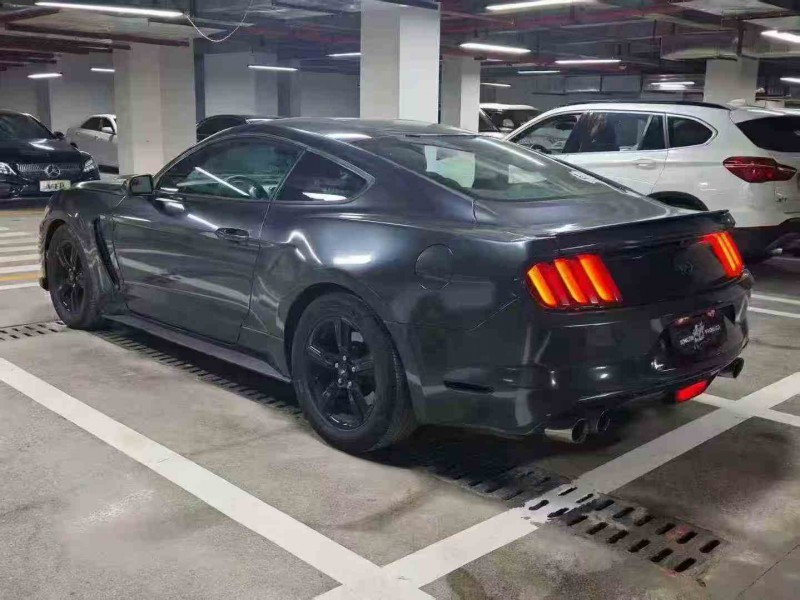 遵义16年福特野马8