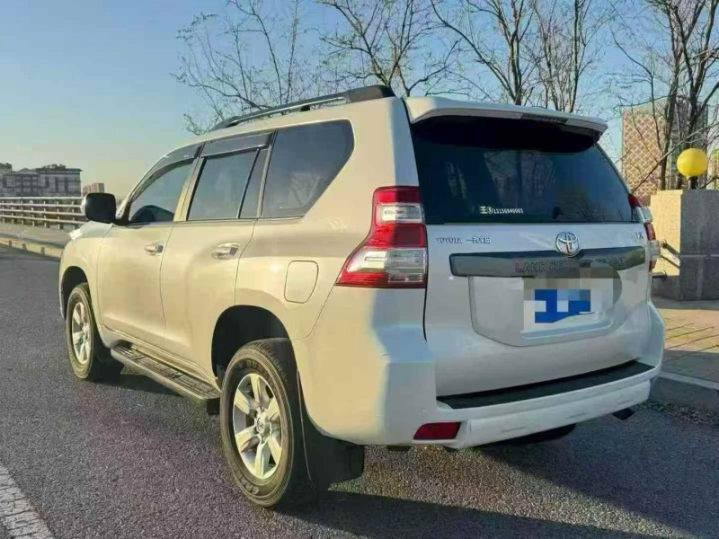 秦皇岛16年丰田普拉多8