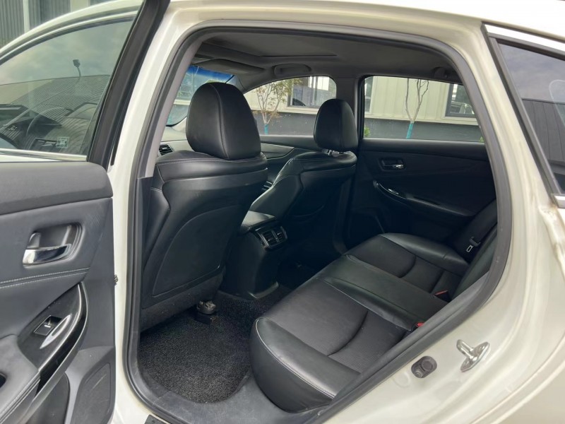 徐州16年本田思铂睿5