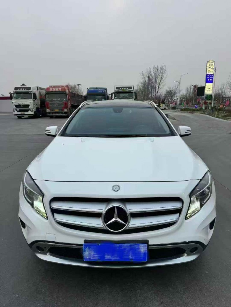 淄博15年奔驰GLA1