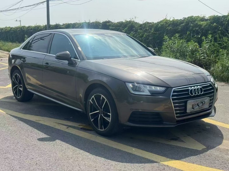 新乡17年奥迪A4L3