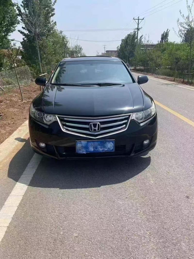 临沂13年本田思铂睿1