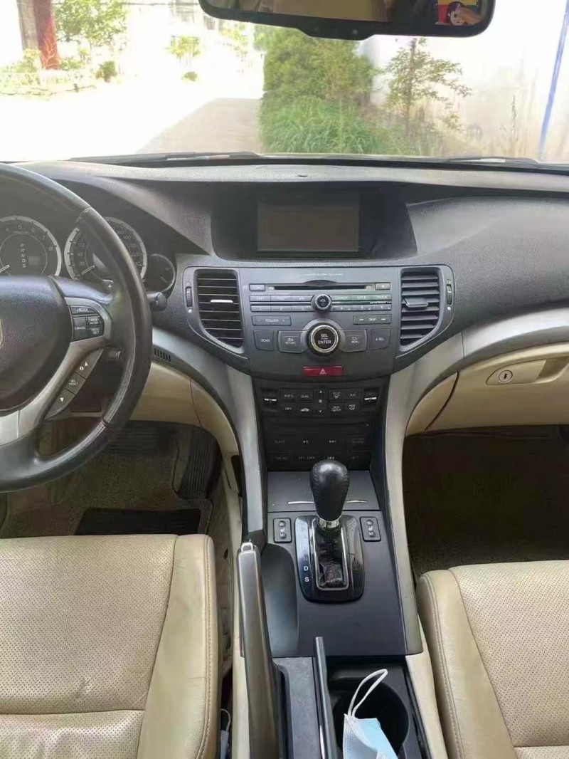 临沂13年本田思铂睿4