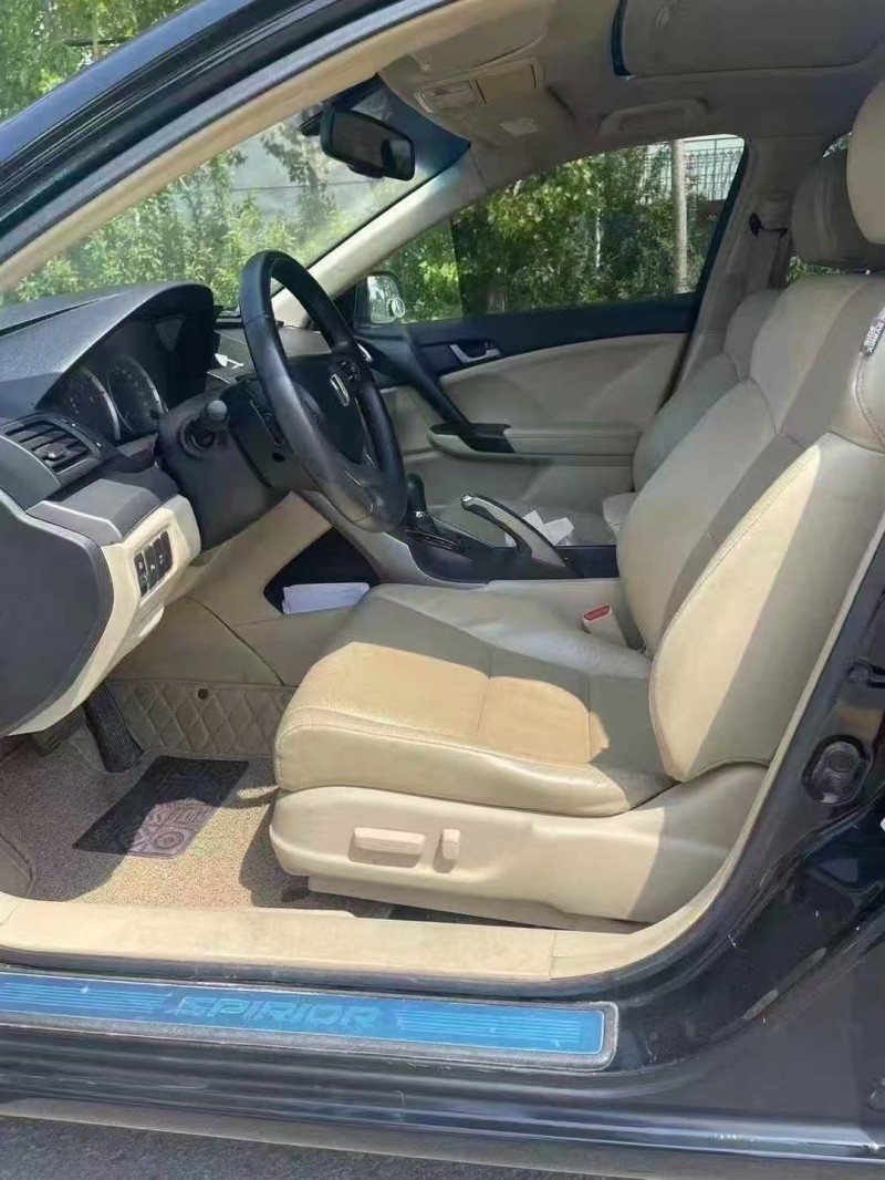 临沂13年本田思铂睿5