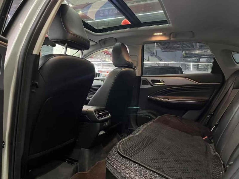 深圳25年东风风神6