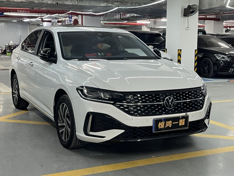 深圳25年大众朗逸2