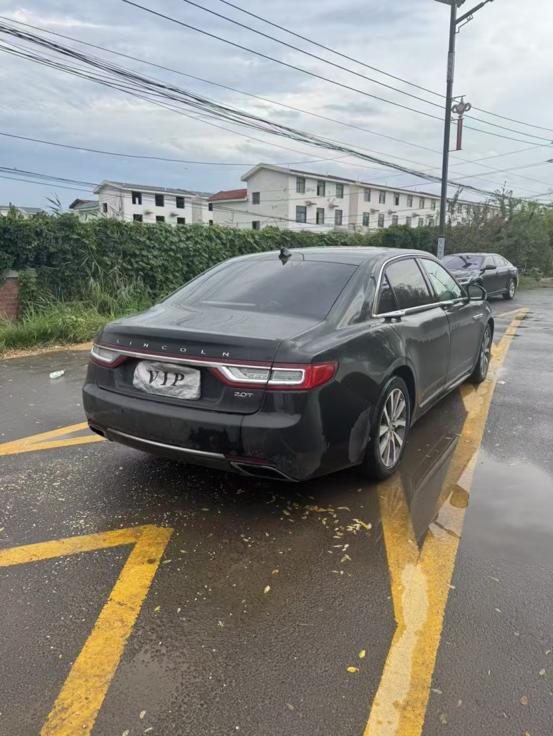 新乡18年林肯大陆7