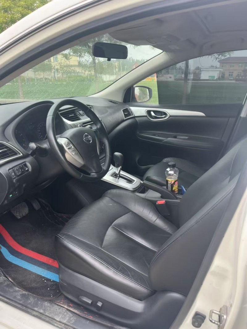 新乡15年日产轩逸4