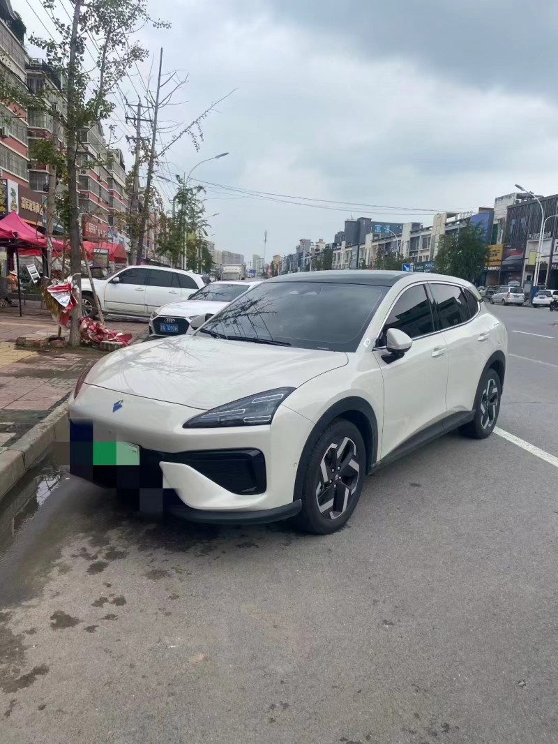 临沂25年宝骏云海2